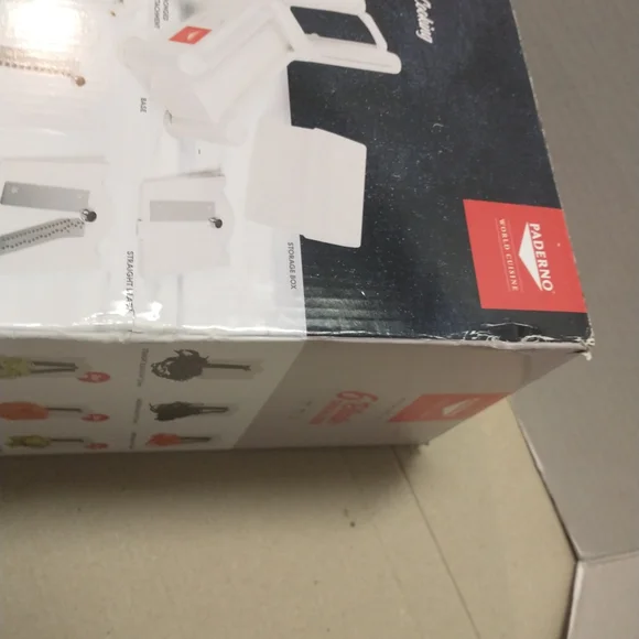 Paderno World Cuisine 6-Blade Vegetable Spiralizer. - Picture 10 of 11